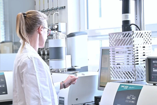 Visit and Test our Lab for High-Temperature Applications - NETZSCH ...
