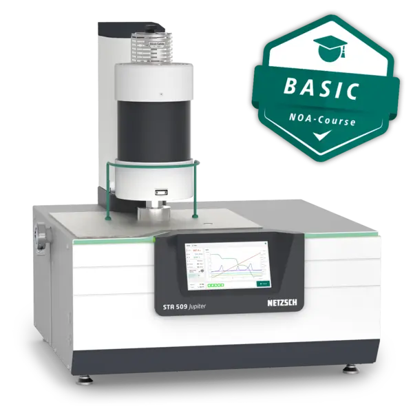 STA 509 Jupiter Classic instrumento de análisis térmico con pantalla táctil, que muestra una placa de curso básico para la formación en calorimetría.